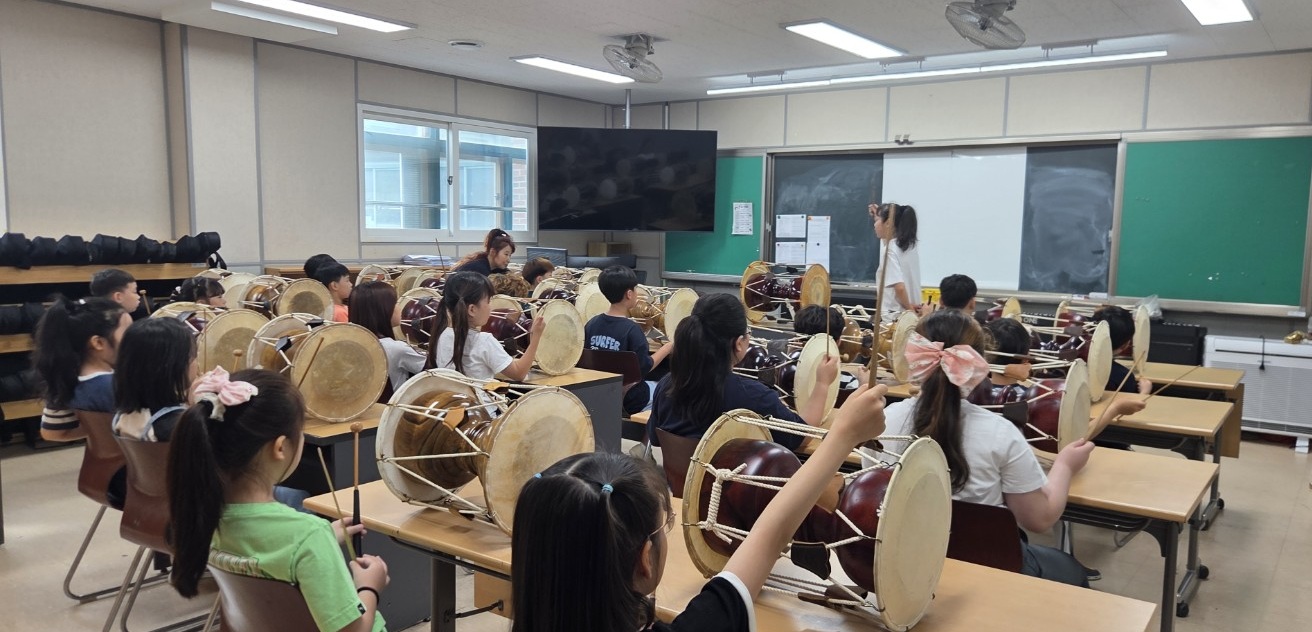 찾아가는 풍물교실 운영(음악교과과정 연계)
